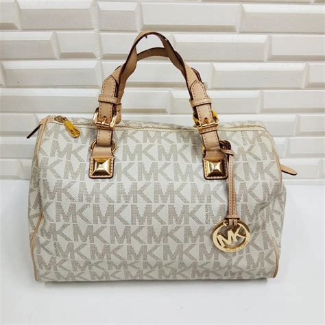 michael kors fake tasche bestellen|Michael Kors taschen neue kollektion.